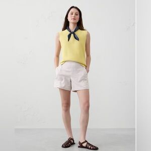 NWT - Banana Republic Factory Light Yellow Sleeveless Vest